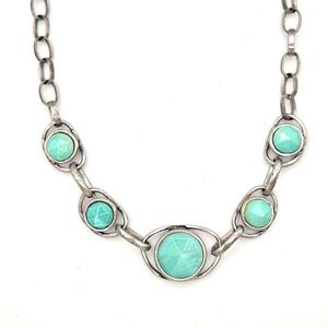 Karma Bella Silver Tone Link Green Faceted Glass Necklace Adjustable 18" to 20"